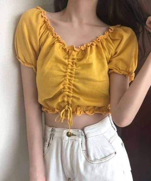 SHEENA(シーナ)の「【2way】フロントドロストメロウフリルニットトップス(Tシャツ/カットソー・レディース・イエロー/ラベンダー/ホワイト/ピンク/ブラック/ライトブルー・M)」の6枚目の写真