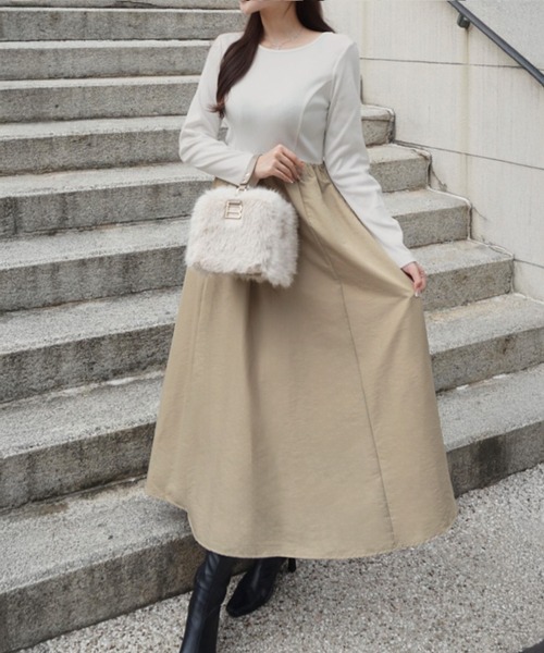 junoah(ジュノア)の「異素材ドッキングバックオープンワンピース(ワンピース・レディース・ライトベージュ/チャコール/ブラック・MEDIUM/SMALL/LARGE)」の8枚目の写真
