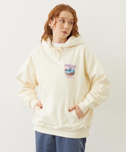 MILKFED.(ミルクフェド)の「DONUTS LOGO SWEAT HOODIE(パーカー・レディース・オフホワイト/ライトブルー/ブラック・M/L)」の2枚目の写真