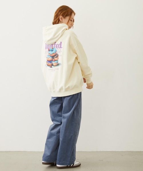 MILKFED.(ミルクフェド)の「DONUTS LOGO SWEAT HOODIE(パーカー・レディース・オフホワイト/ライトブルー/ブラック・M/L)」の18枚目の写真