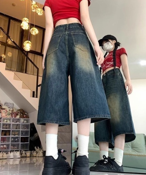 yuue' ( wear )（ユーイ）の「ウォッシュ加工バギーハーフデニムパンツ（デニムパンツ・レディース・ブラック/ブルー系その他/ブルー/ホワイト/ライトブルー・L/M/S）」の14枚目の写真