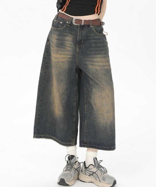 yuue' ( wear )（ユーイ）の「ウォッシュ加工バギーハーフデニムパンツ（デニムパンツ・レディース・ブラック/ブルー系その他/ブルー/ホワイト/ライトブルー・L/M/S）」の8枚目の写真