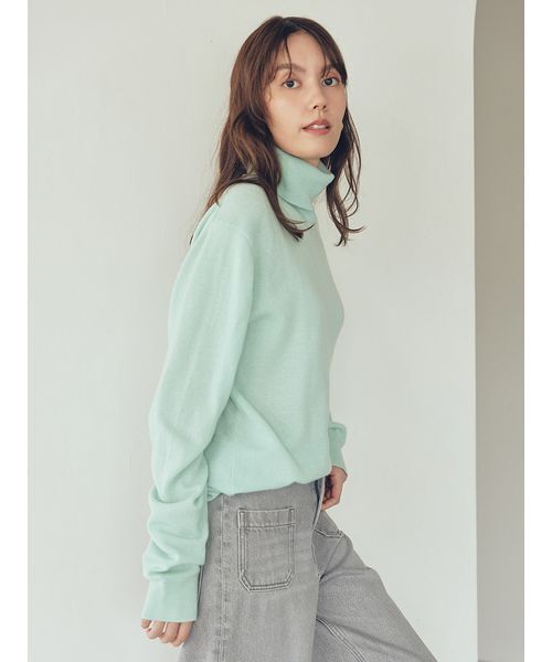 Octoberさま専用　ommo ハイネックニット　今期　タートルニット Octoberさま専用 ommo ハイネックニット 今期 タートルニット October