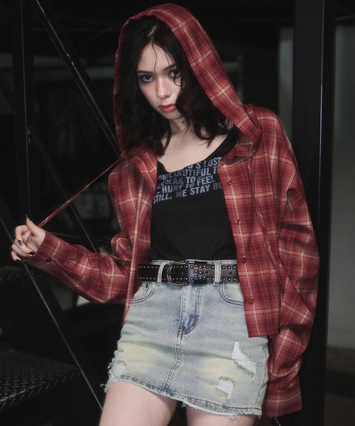 ENVYM(アンビー)の「クラッシュデニムミニスカ―ト(デニムスカート・レディース・ブラック/ブルー・MEDIUM/SMALL)」の12枚目の写真