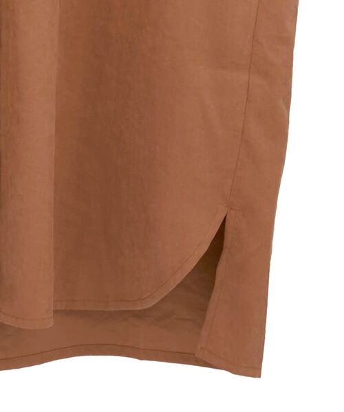 YECCA VECCA（イェッカヴェッカ）の「【UVカット】2way袖バルーンワンピース（シャツワンピース・レディース・チャコールグレー/ダークグリーン/オレンジ/ベージュ・FREE）」の21枚目の写真