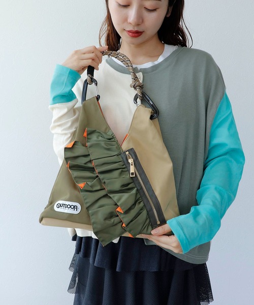 Cepica（セピカ）の「【RISLEY×OUTDOOR PRODUCTS 】miniバイカラートライアングルフリルバッグ（トートバッグ・レディース・ブラック/ベージュ・FREE）」の14枚目の写真