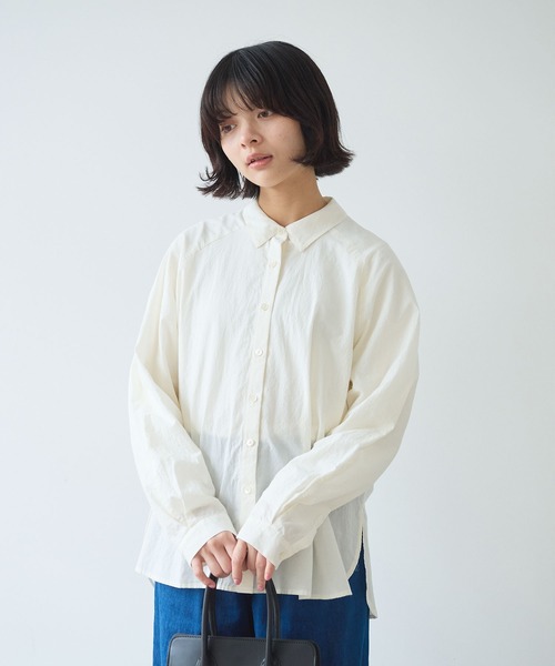 bulle de savon（ビュルデサボン）の「《early spring》コットン/シルク ローン ラグランシャツ（シャツ/ブラウス・レディース・サックスブルー/アイボリー・FREE）」の2枚目の写真