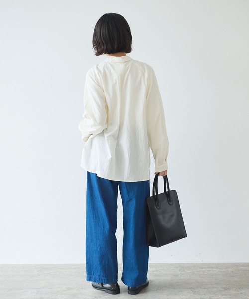 bulle de savon（ビュルデサボン）の「《early spring》コットン/シルク ローン ラグランシャツ（シャツ/ブラウス・レディース・サックスブルー/アイボリー・FREE）」の6枚目の写真