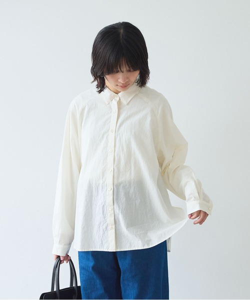 bulle de savon（ビュルデサボン）の「《early spring》コットン/シルク ローン ラグランシャツ（シャツ/ブラウス・レディース・サックスブルー/アイボリー・FREE）」の9枚目の写真