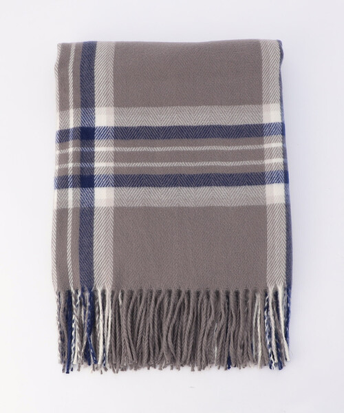 MONO　COMME CA（モノコムサ）の「チェック柄 ポンチョストール（ストール/ショール・レディース・グレー/アイボリー・FREE）」の7枚目の写真