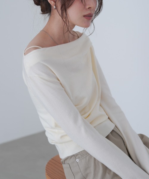 Bab（バブ）の「クロスドレープニットプルオーバー（ニット/セーター・レディース・ブラウン/チャコールグレー/アイボリー/ピンク・FREE）」の7枚目の写真