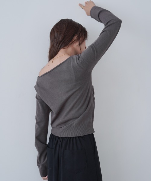 Bab（バブ）の「クロスドレープニットプルオーバー（ニット/セーター・レディース・ブラウン/チャコールグレー/アイボリー/ピンク・FREE）」の12枚目の写真