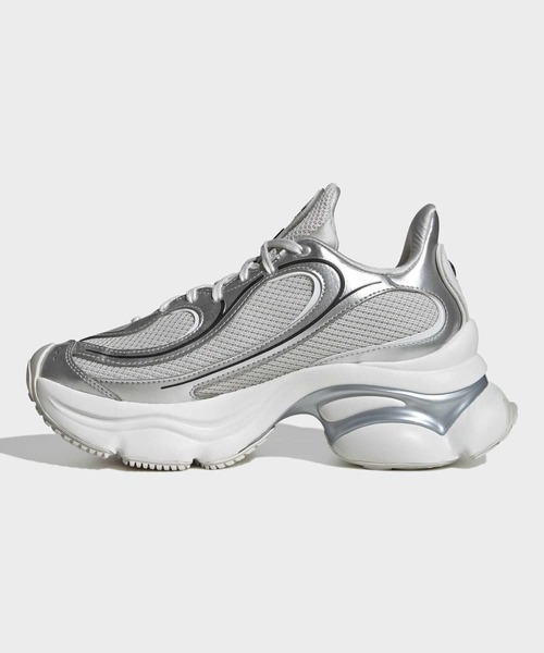 adidas(アディダス)の「オズヴィーナス / OZVENUZ / 厚底スニーカー / アディダスオリジナルス adidas Originals(スニーカー・レディース・シルバー/ブラック/ホワイト/ブラック×シルバー・22.5cm/22.0cm/24.0cm/23.5cm/28.0cm/27.5cm/27.0cm/26.5cm/26.0cm/25.5cm/25.0cm/24.5cm/23.0cm)」の10枚目の写真
