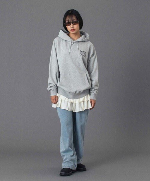 X-girl（エックスガール）の「GEOMETRIC MILLS LOGO SWEAT HOODIE（パーカー・レディース・ブラック/アッシュ/グリーン・S/M）」の21枚目の写真