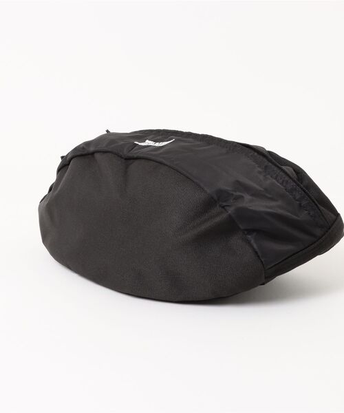 BEN DAVIS（ベンデイビス）の「【BEN DAVIS/ベンデイビス】カラビナ付き ウェストバッグ（ボディバッグ/ウエストポーチ・メンズ・ブラック・FREE）」の4枚目の写真