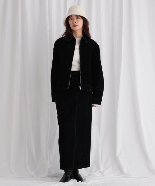 mysty woman（ミスティウーマン）の「フロッキー加工デニムジャケット 583333（デニムジャケット・レディース・ブラック・FREE）」の2枚目の写真