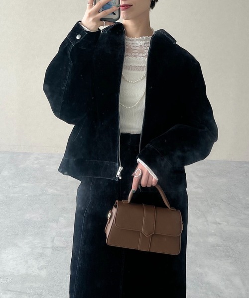 mysty woman（ミスティウーマン）の「フロッキー加工デニムジャケット 583333（デニムジャケット・レディース・ブラック・FREE）」の6枚目の写真