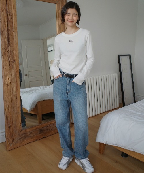 muahmuah(ムーアムーア)の「A'GEM/9 × .kom 『muah muah/ムーアムーア』 PIGMENT CROP LONG SLEEVE T-SHIRT/ピグメント クロップ長袖Tシャツ(Tシャツ/カットソー・レディース・ホワイト/ピンク/ブラック/カーキ/グレー・FREE)」の20枚目の写真