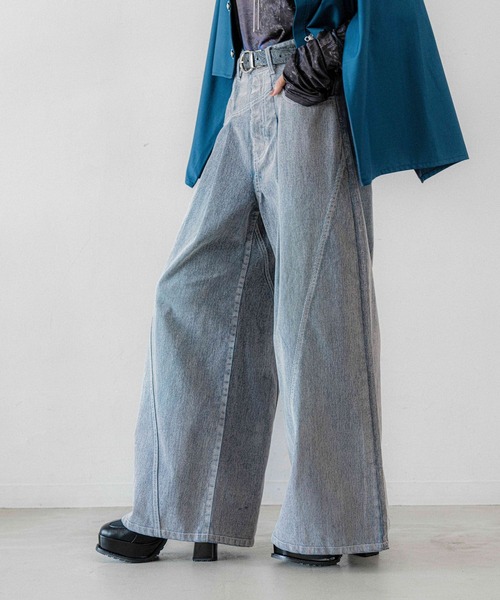 HARE（ハレ）の「フロッキーデニムワイドパンツ(HARE)（デニムパンツ・レディース・ブラック/グレー/レッド・FREE）」の3枚目の写真