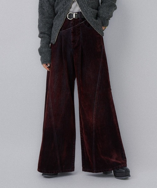 HARE（ハレ）の「フロッキーデニムワイドパンツ(HARE)（デニムパンツ・レディース・ブラック/グレー/レッド・FREE）」の6枚目の写真