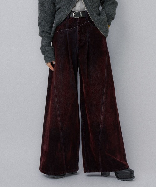 HARE（ハレ）の「フロッキーデニムワイドパンツ(HARE)（デニムパンツ・レディース・ブラック/グレー/レッド・FREE）」の4枚目の写真