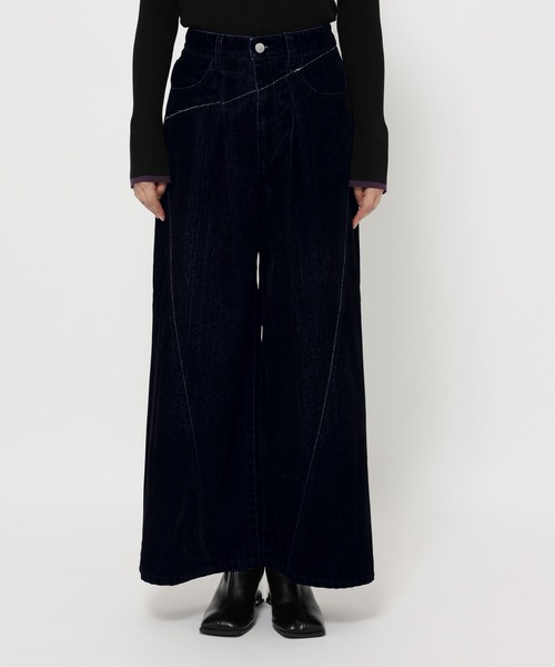 HARE（ハレ）の「フロッキーデニムワイドパンツ(HARE)（デニムパンツ・レディース・ブラック/グレー/レッド・FREE）」の7枚目の写真