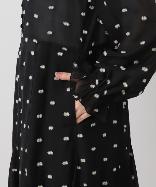 IENA(イエナ)の「PONPONフレアワンピース(ワンピース・レディース・ブラック・36/38)」の9枚目の写真