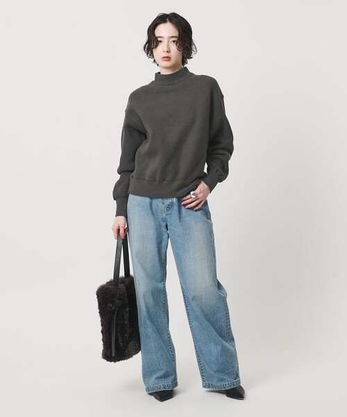 TICCA（ティッカ）の「＜TICCA＞ウラケ ハイネック スウェット（スウェット・レディース・ホワイト/ダークグレー・FREE）」の4枚目の写真