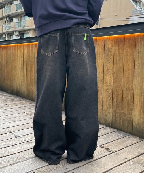 ALAND(エーランド)の「【UNISEX】ALAND/デニムツータックパンツ(デニムパンツ・レディース・ブラック/ブルー・LARGE/SMALL)」の15枚目の写真