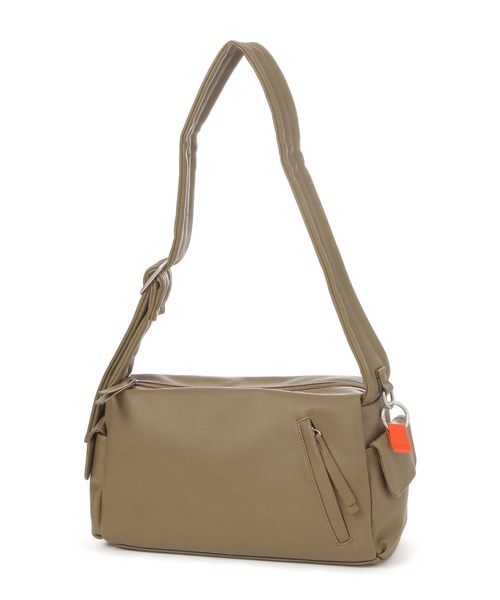 studio CLIP（スタディオクリップ）の「からだよろこぶサイドポケットショルダーバッグ（ショルダーバッグ・レディース・アイボリー/ブラック/カーキ・FREE）」の10枚目の写真