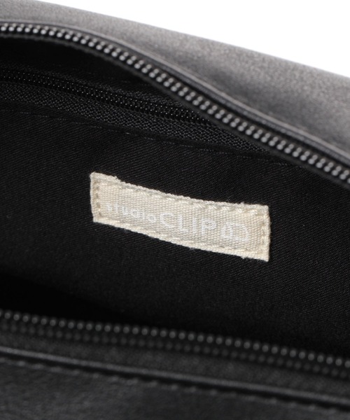 studio CLIP（スタディオクリップ）の「からだよろこぶサイドポケットショルダーバッグ（ショルダーバッグ・レディース・アイボリー/ブラック/カーキ・FREE）」の21枚目の写真