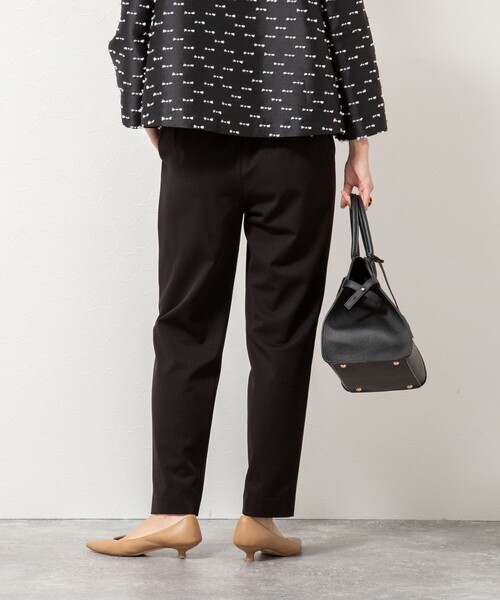 NOLLEY’S(ノーリーズ)の「ウォッシャブル裏起毛イージーテーパードパンツ(その他パンツ・レディース・チャコールグレー/グレー/ブラック・38/36/34)」の21枚目の写真