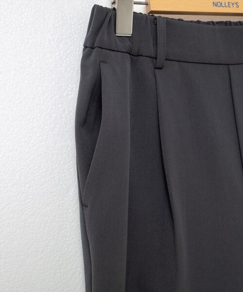 NOLLEY’S(ノーリーズ)の「ウォッシャブル裏起毛イージーテーパードパンツ(その他パンツ・レディース・チャコールグレー/グレー/ブラック・38/36/34)」の10枚目の写真