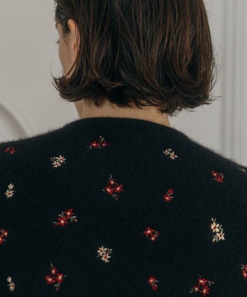 FLOWER EMBROIDERY KNIT JACKET/フラワーエンブロイダリーニット