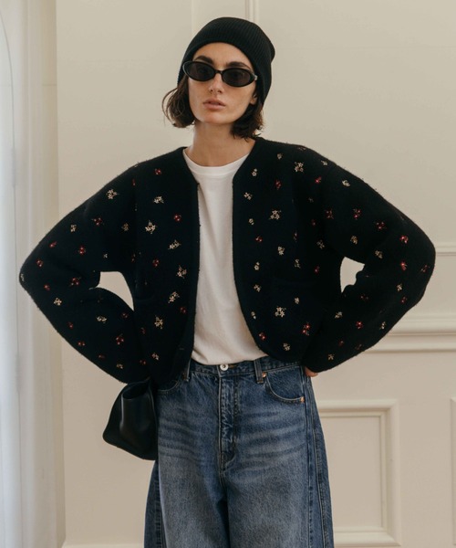 CREDONA(クレドナ)の「FLOWER EMBROIDERY KNIT JACKET/フラワーエンブロイダリーニットジャケット(カーディガン/ボレロ・レディース・ブラック/グレー/ブラウン/アイボリー・FREE)」の20枚目の写真