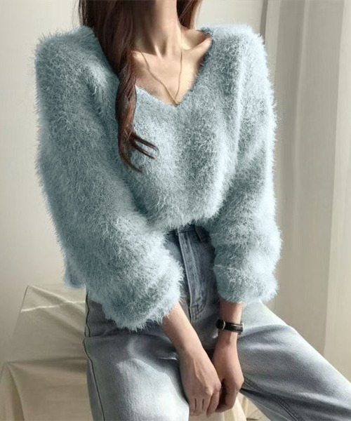 Miniministore(ミニミニストア)の「モヘア調ニット Vネックシャギートップス(ニット/セーター・レディース・グレー/ホワイト/ピンク/ブルー/ブラック・FREE)」の5枚目の写真