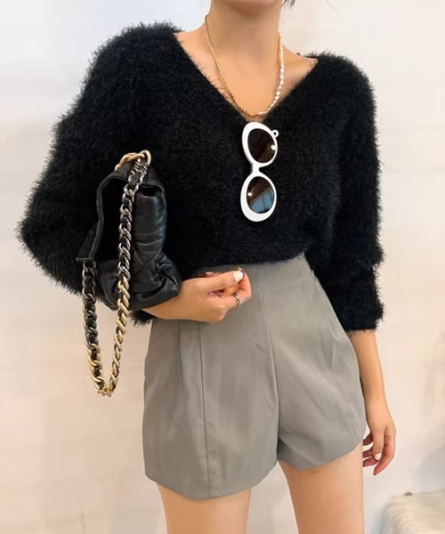 Miniministore(ミニミニストア)の「モヘア調ニット Vネックシャギートップス(ニット/セーター・レディース・グレー/ホワイト/ピンク/ブルー/ブラック・FREE)」の12枚目の写真