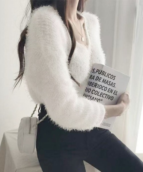 Miniministore(ミニミニストア)の「モヘア調ニット Vネックシャギートップス(ニット/セーター・レディース・グレー/ホワイト/ピンク/ブルー/ブラック・FREE)」の17枚目の写真