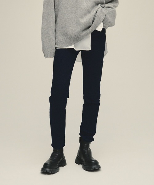 eL（エル）の「【eL】Slim Straight Denim Pants/608895（デニムパンツ・レディース・ネイビー/ブラック・MEDIUM/SMALL）」の2枚目の写真