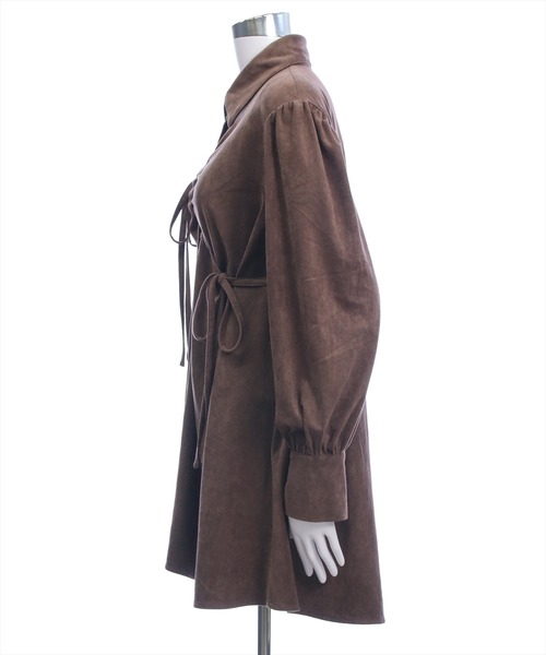 clear（クリア）の「フェイクスエードリボンシャツワンピース[着回し力抜群 ガーリー]≪AW新作≫（ワンピース・レディース・アイボリー・F）」の7枚目の写真