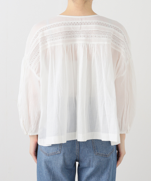 Fanaka(ファナカ)の「【WEB+りんくう店限定】手洗い可 / FANAKA / リバーレースボリュームブラウス(シャツ/ブラウス・レディース・ホワイト・FREE)」の4枚目の写真