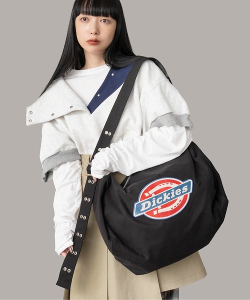 Casselini（キャセリーニ）の「【Dickies × Casselini】ラインストーンロゴショルダーボストン（ボストンバッグ・レディース・ブラック/サックスブルー/ブラウン/ベージュ・FREE）」の2枚目の写真