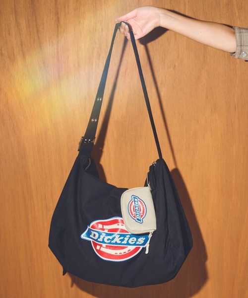 Casselini（キャセリーニ）の「【Dickies × Casselini】ラインストーンロゴショルダーボストン（ボストンバッグ・レディース・ブラック/サックスブルー/ブラウン/ベージュ・FREE）」の9枚目の写真