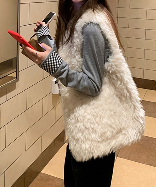 Dalfwin（ダールフィン）の「韓国ファッション ボリュームファーベスト（ベスト・レディース・オフホワイト/ブラウン・FREE）」の9枚目の写真