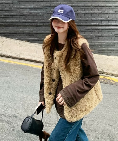 Dalfwin（ダールフィン）の「韓国ファッション ボリュームファーベスト（ベスト・レディース・オフホワイト/ブラウン・FREE）」の12枚目の写真