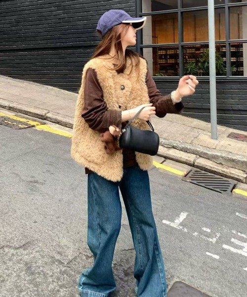 Dalfwin（ダールフィン）の「韓国ファッション ボリュームファーベスト（ベスト・レディース・オフホワイト/ブラウン・FREE）」の13枚目の写真