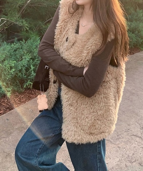 Dalfwin（ダールフィン）の「韓国ファッション ボリュームファーベスト（ベスト・レディース・オフホワイト/ブラウン・FREE）」の18枚目の写真