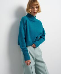 メランジクロップドハイネックニット