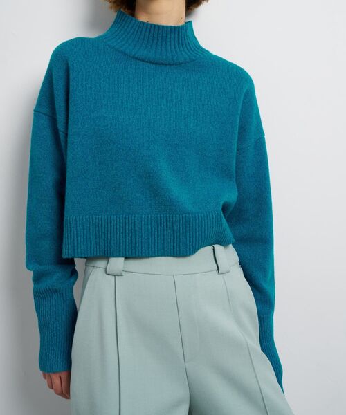 LANVIN en Bleu(ランバンオンブルー)の「メランジクロップドハイネックニット(ニット/セーター・レディース・ブルー/オフホワイト/ブラウン・38)」の5枚目の写真