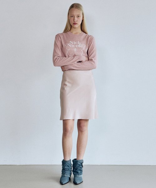NICK&NICOLE(ニックアンドニコール)の「CASHMERE BUTTERFLY SIGNATURE CROP KNIT_PINK(ニット/セーター・レディース・その他・FREE)」の4枚目の写真
